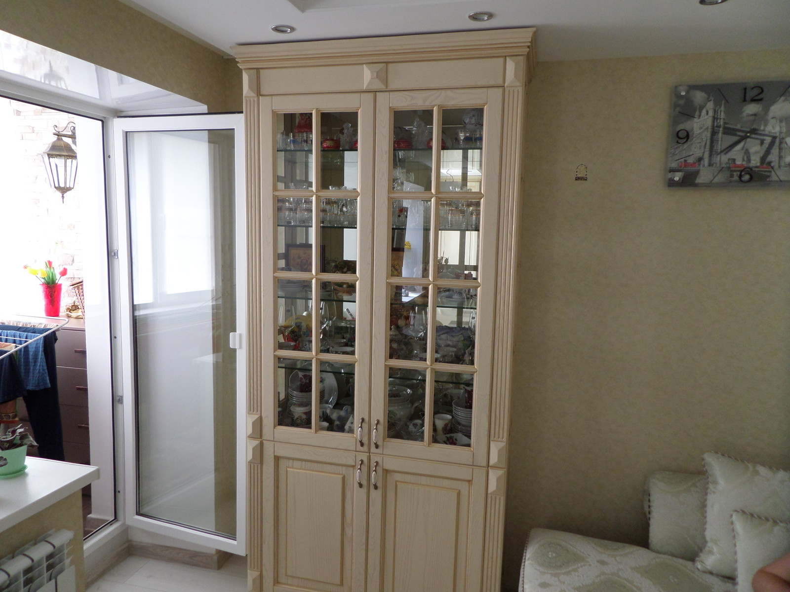 Изготовили мебель на заказ из дерева Ясень