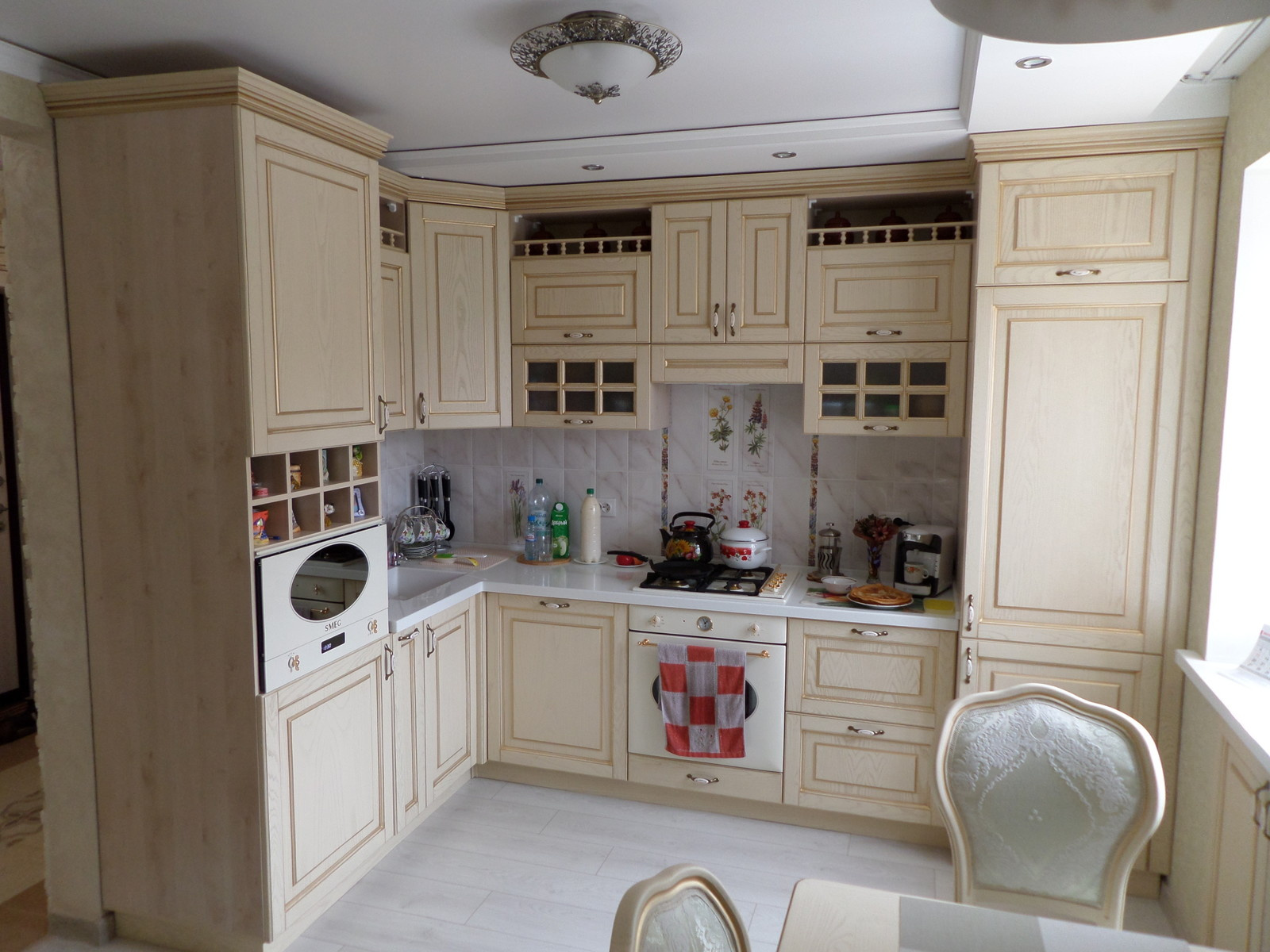 Изготовили мебель на заказ из дерева Ясень