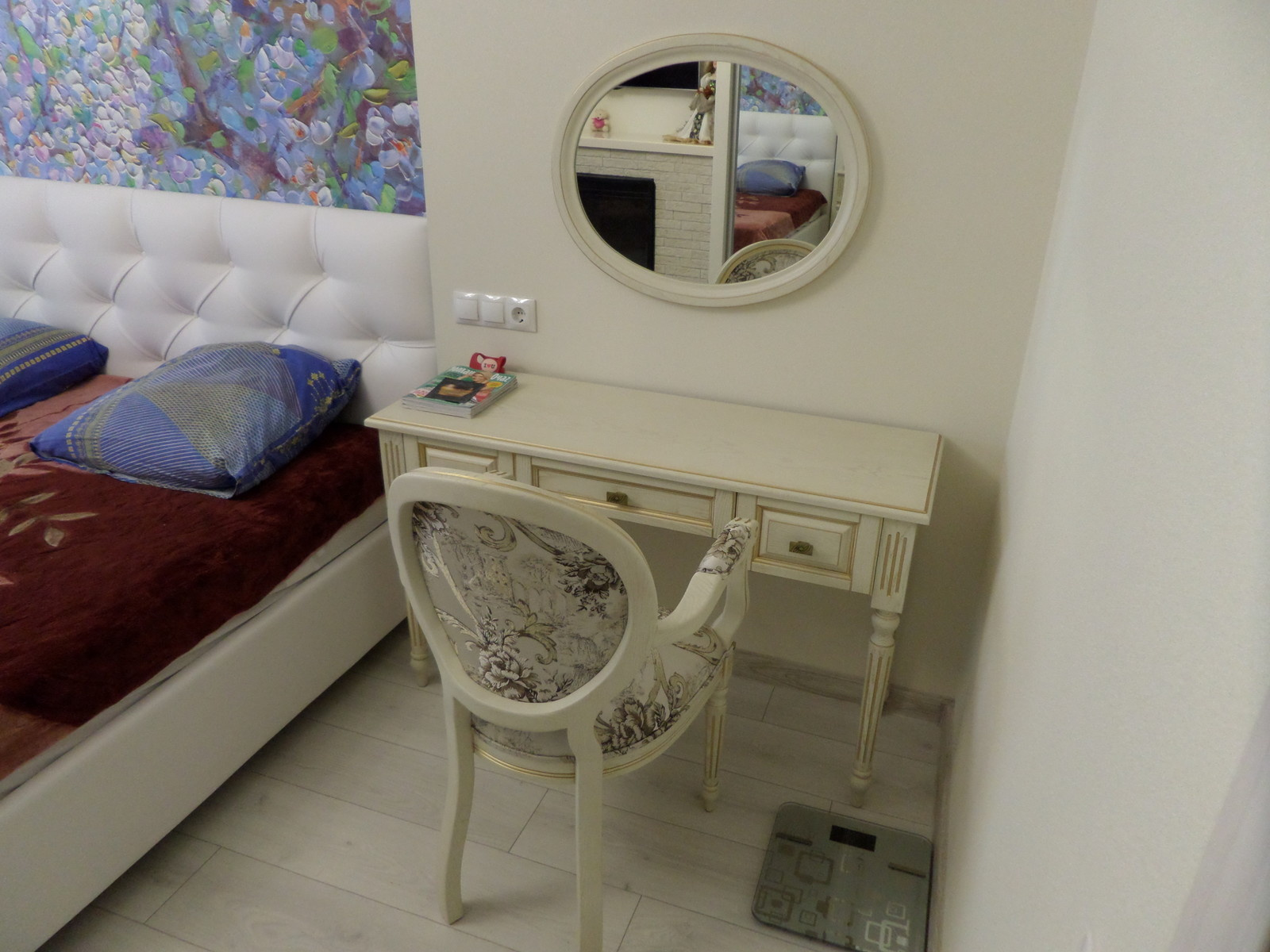 Изготовили мебель на заказ из дерева Ясень