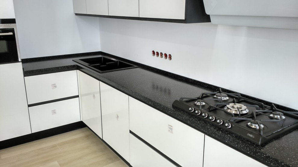 Столешница на кухню