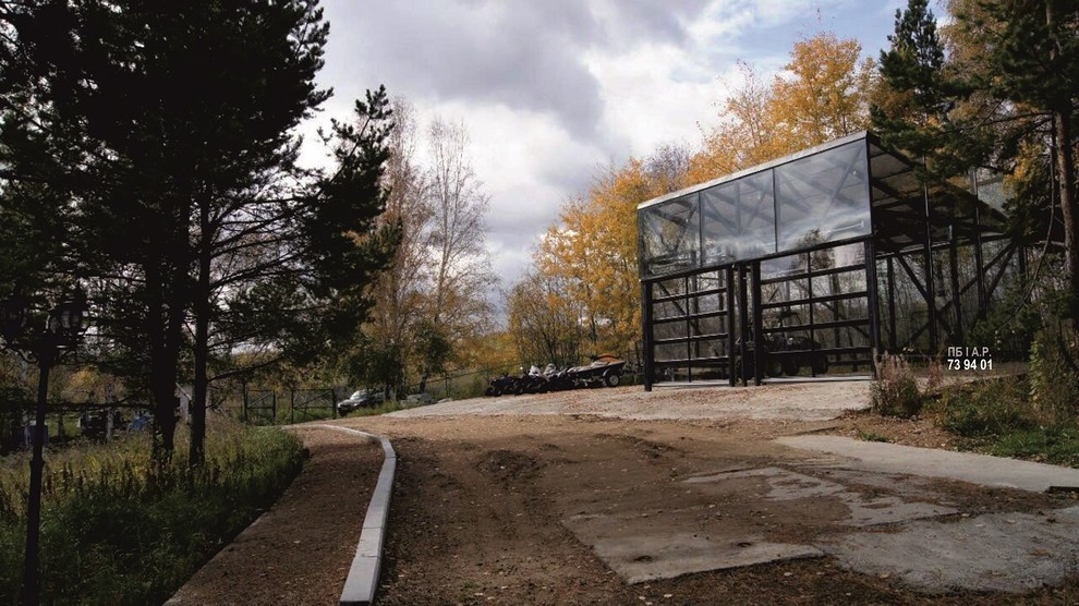 Стеклянный гараж