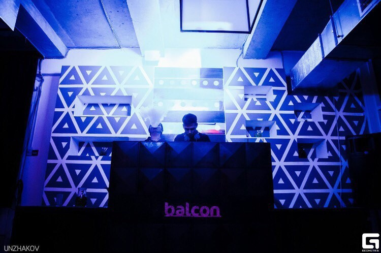 Роспись стен в кафе "Balcon" г. Чебоксары