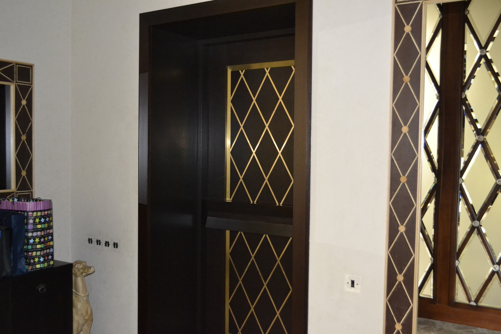 Мебель и предметы интерьера, выполненные по моим эскизам совместно с фабриками