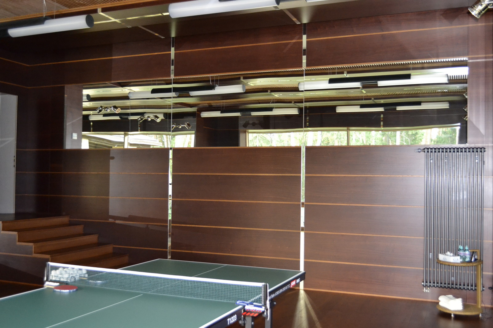 Мебель и предметы интерьера, выполненные по моим эскизам совместно с фабриками