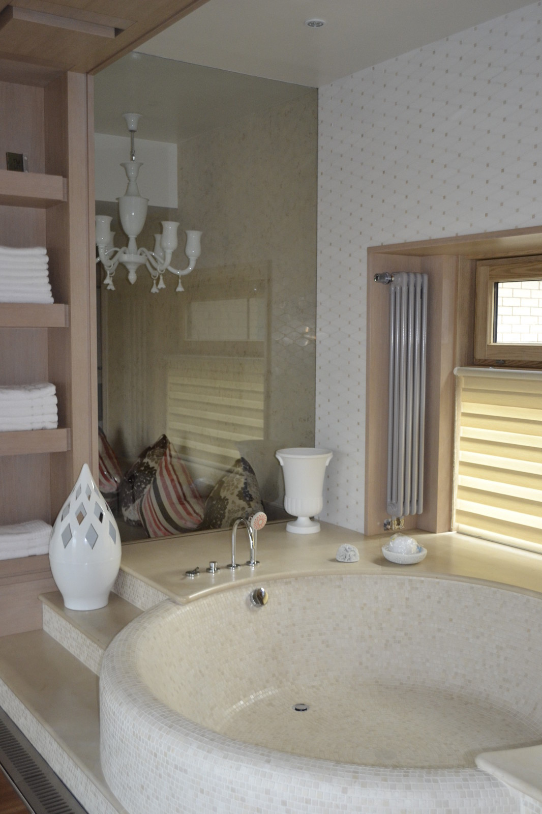 Мебель и предметы интерьера, выполненные по моим эскизам совместно с фабриками