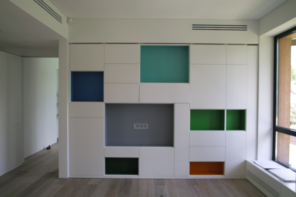 Мебель и предметы интерьера, выполненные по моим эскизам совместно с фабриками