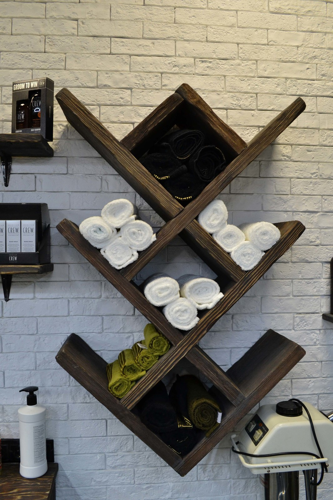 Barber shop "The Goose"