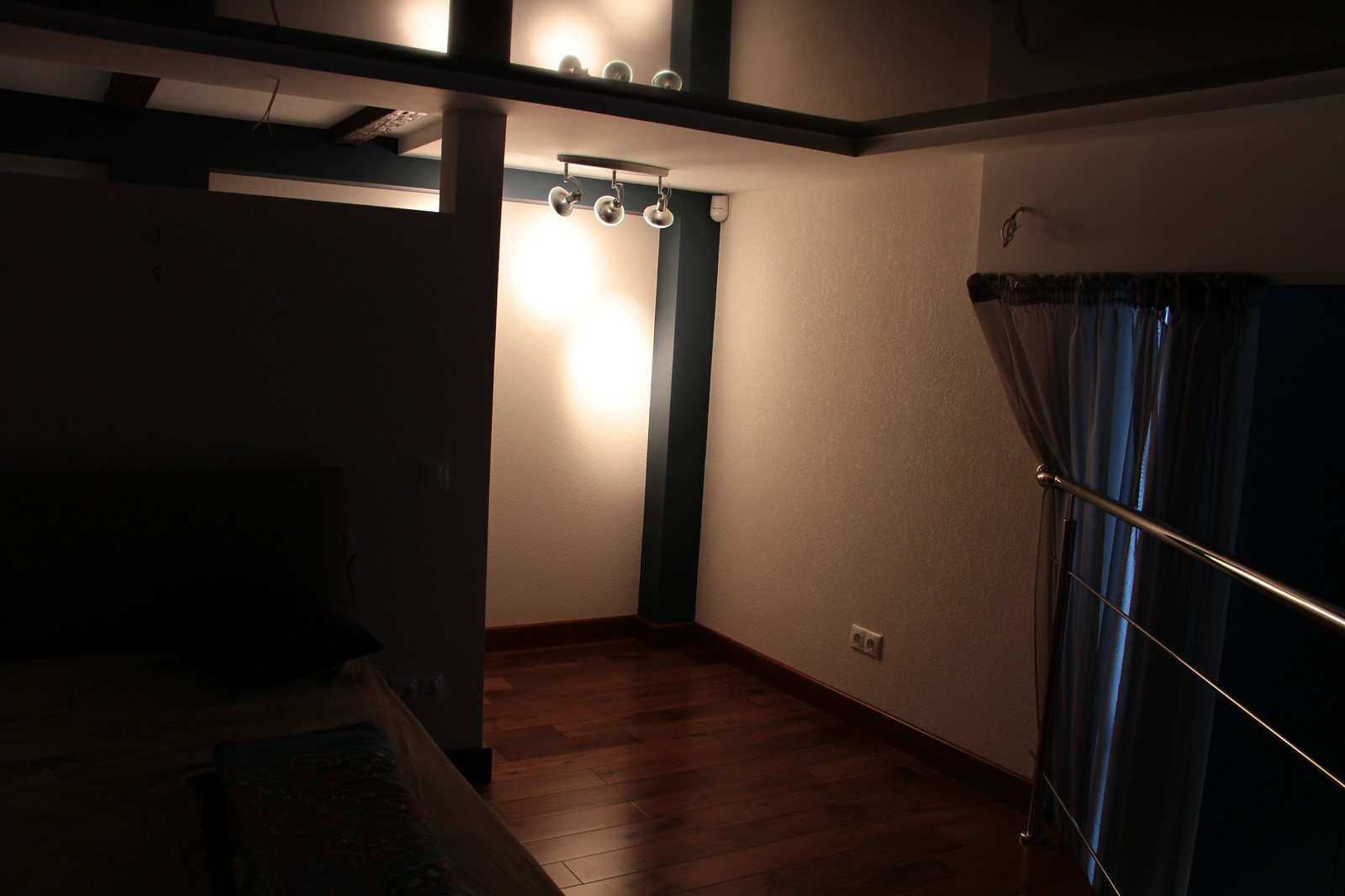 Дизайн-проекта интерьера квартиры в стиле лофт в Волгограде