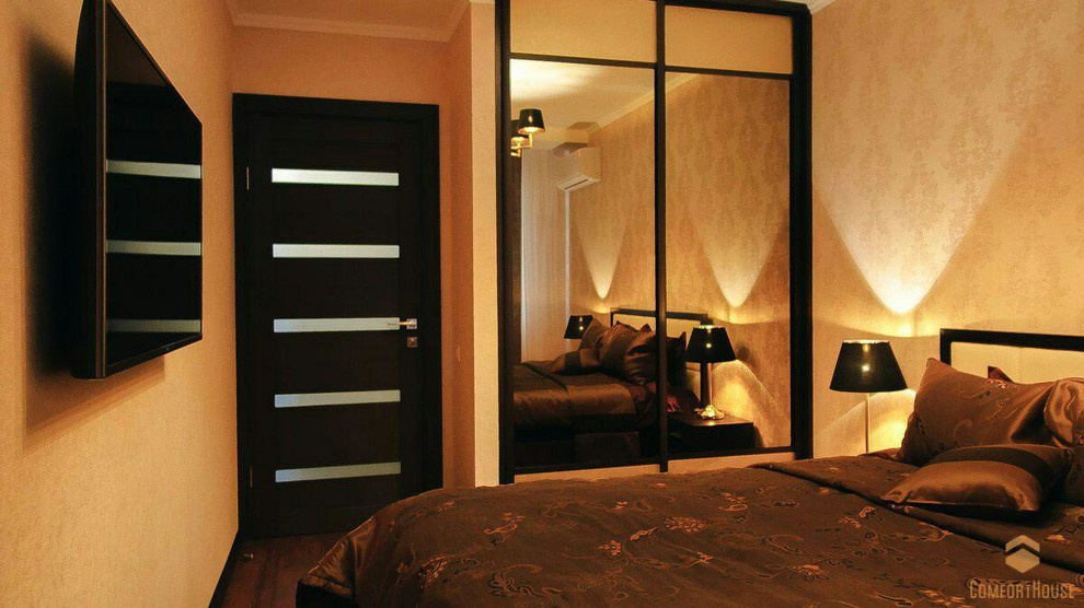 Квартира на Итальянском бульваре