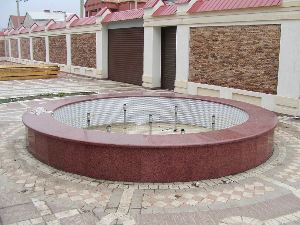 Частный дом с фреской