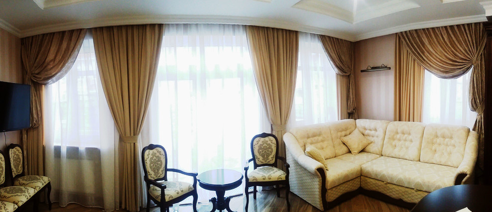 Шторы в загородном доме