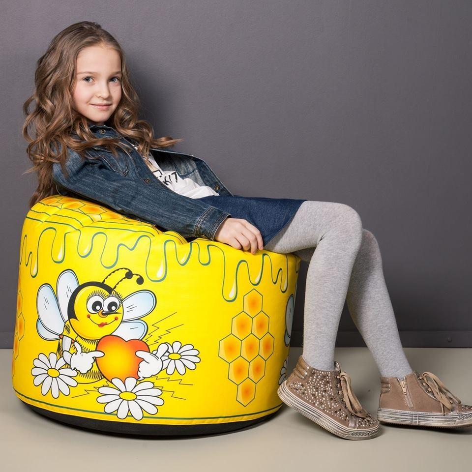 Мебель и арт -объекты