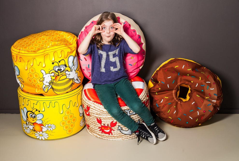 Мебель и арт -объекты