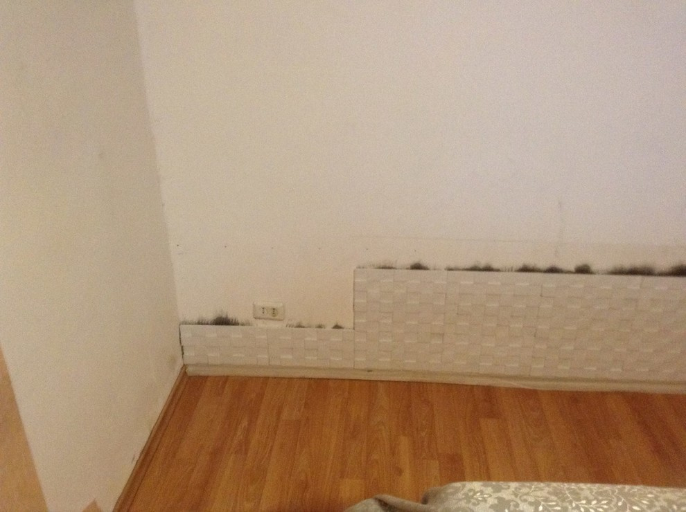 Обложка проекта: Стена оформлена Сланцом ШАХМАТКА в черном цвете