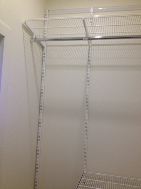 Эльфа белый металл небольшая гардеробная (Истра)