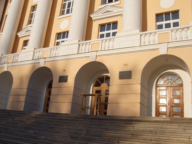 Суворовское училище