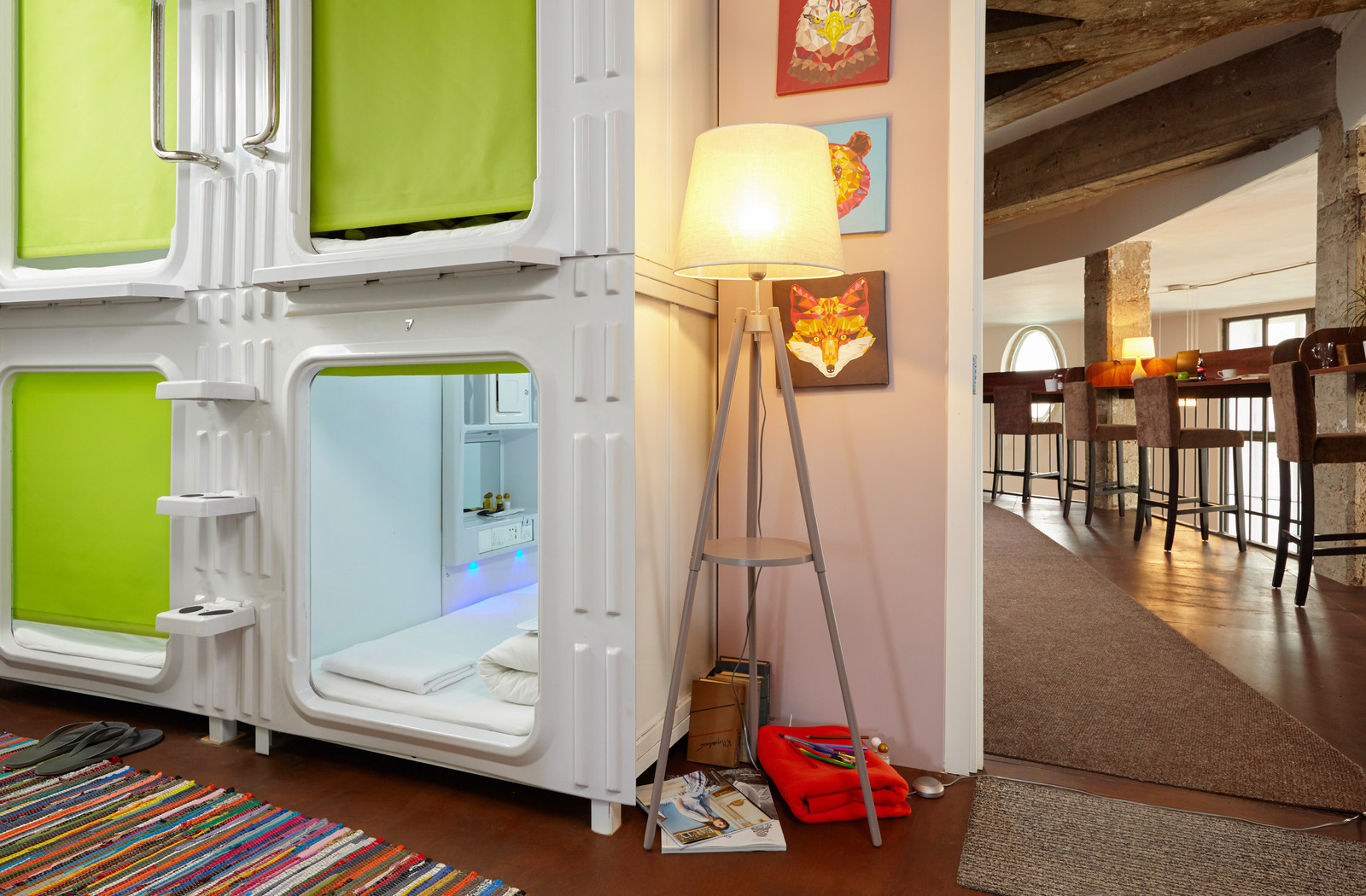 Отель «Molotoff Capsule Hotel»