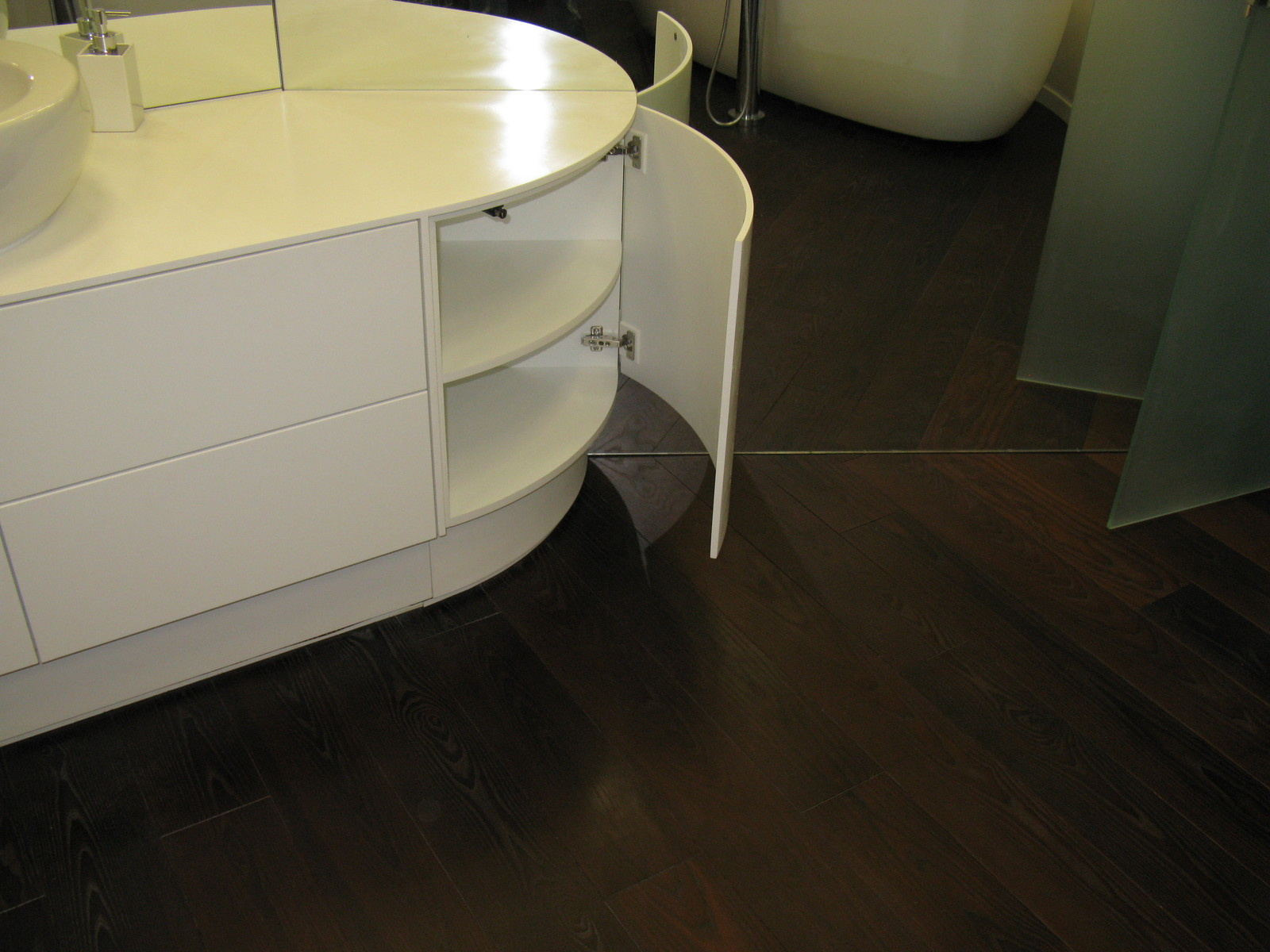 Мебель для ванных комнат