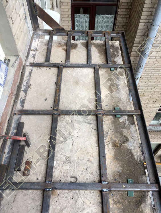 Балкон - французское остекление!