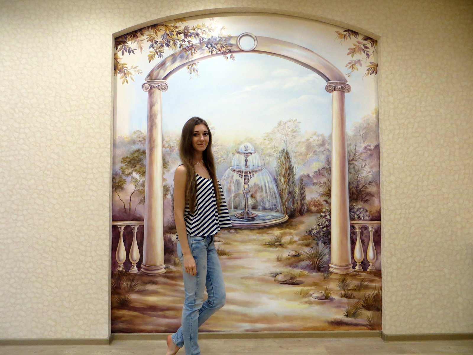 Обложка проекта: Роспись в прихожей