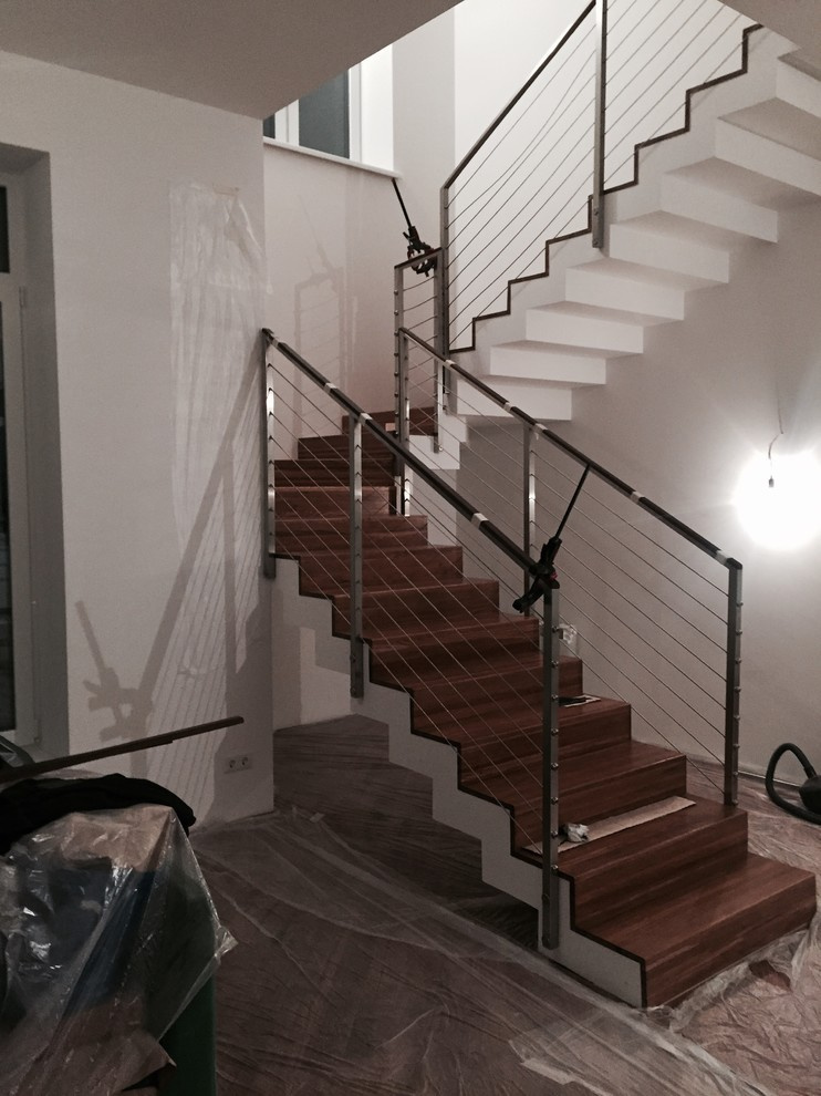 Перила лестниц