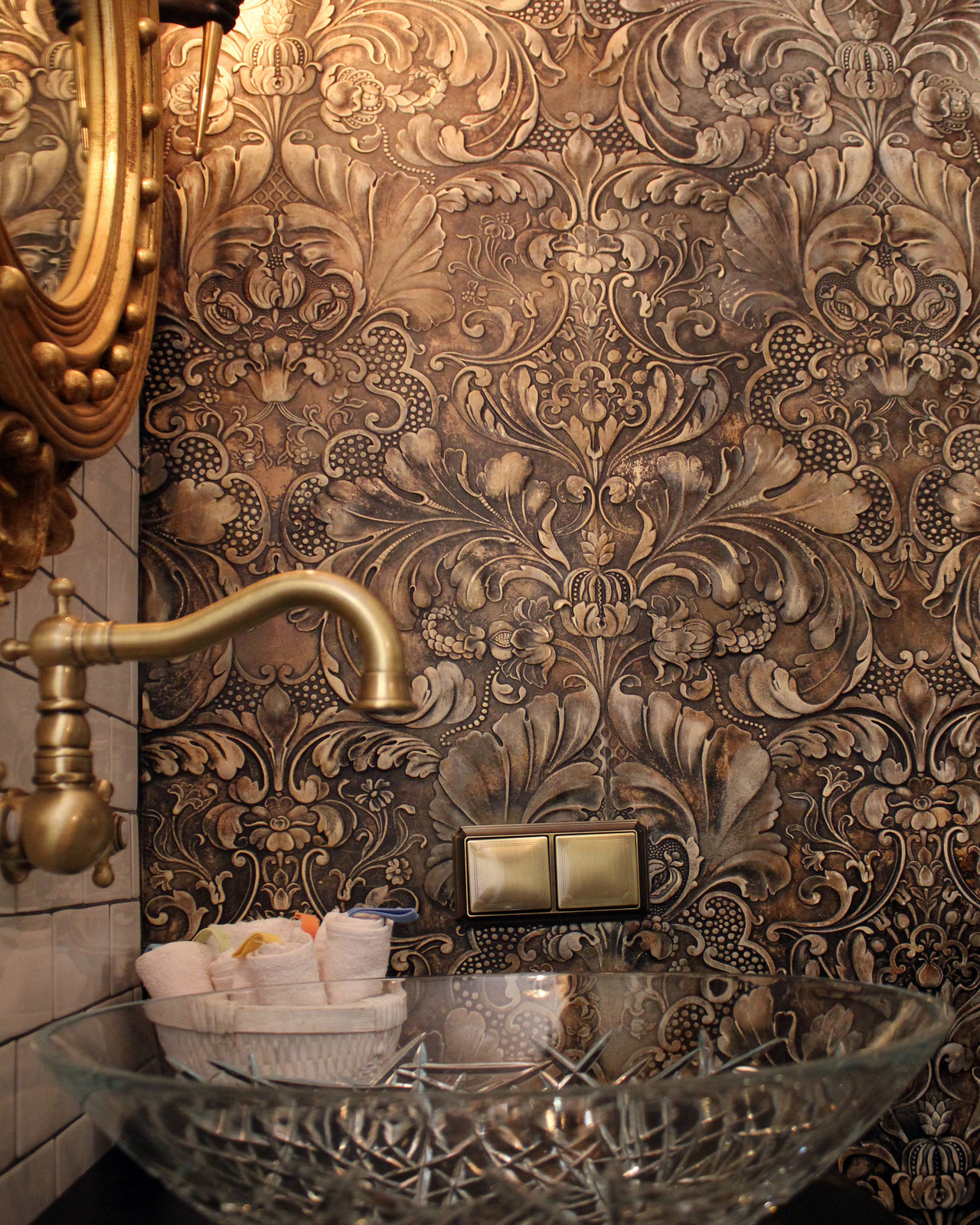 Lincrusta и роспись