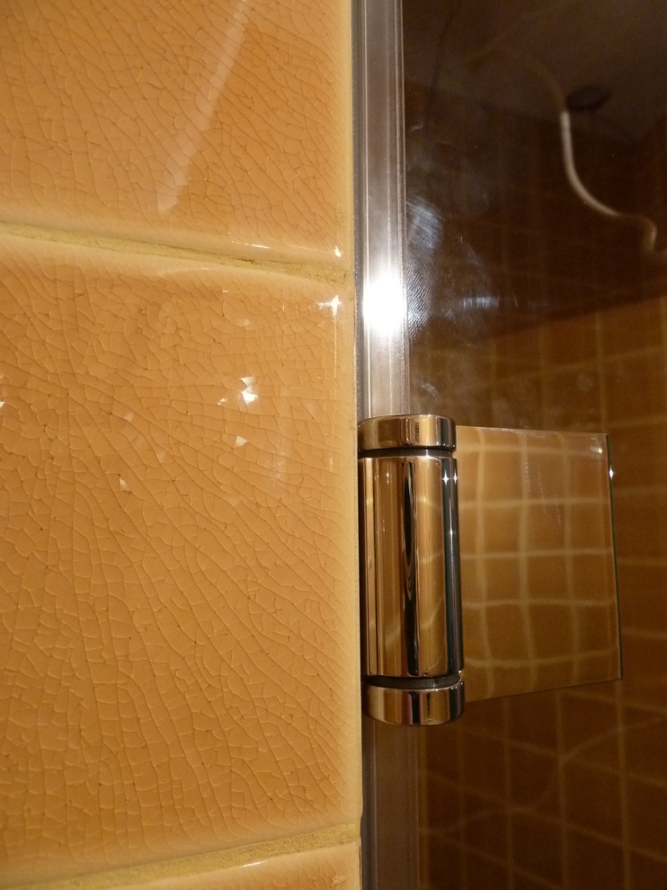 Стеклянная душевая кабина для Д.И.