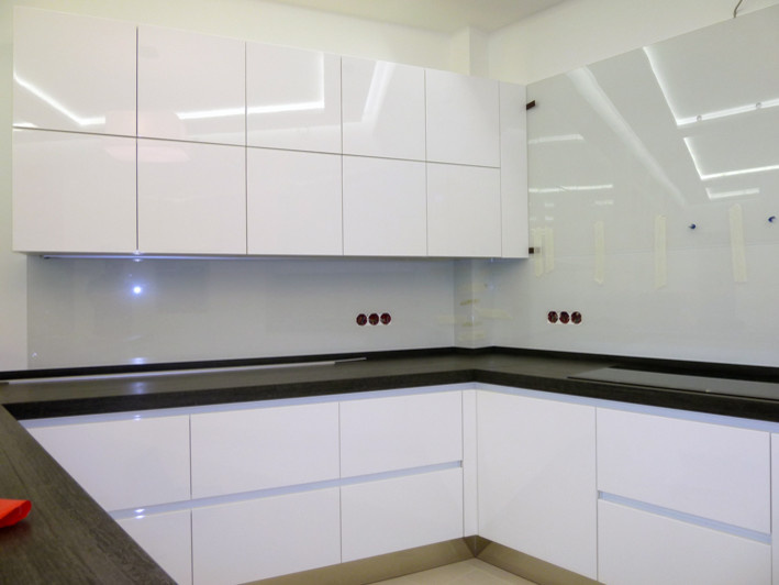 Стекло в интерьере частной квартиры, Мичуринский