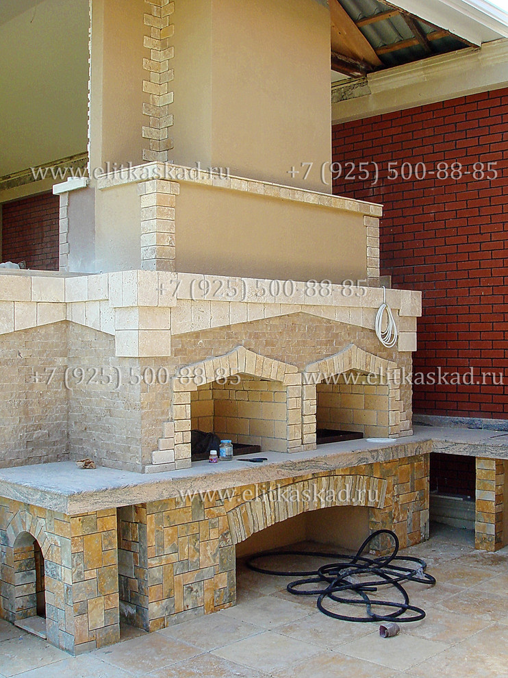 Баку. Камины. Умывальник уличный.