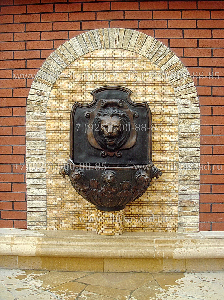 Баку. Камины. Умывальник уличный.