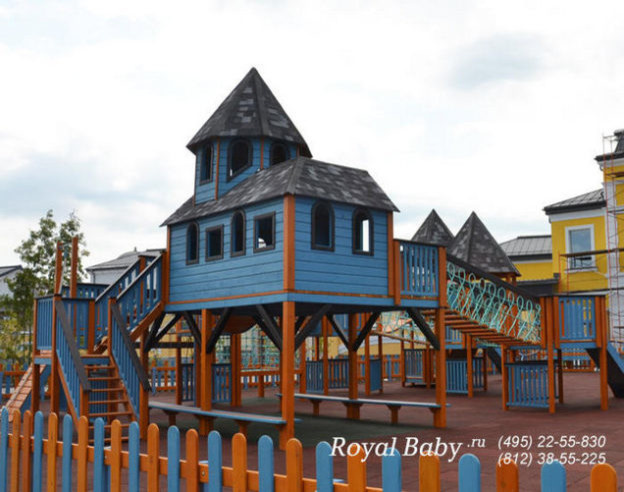 Детская площадка серии «Royal» представлена в Outlet Village «Белая Дача»