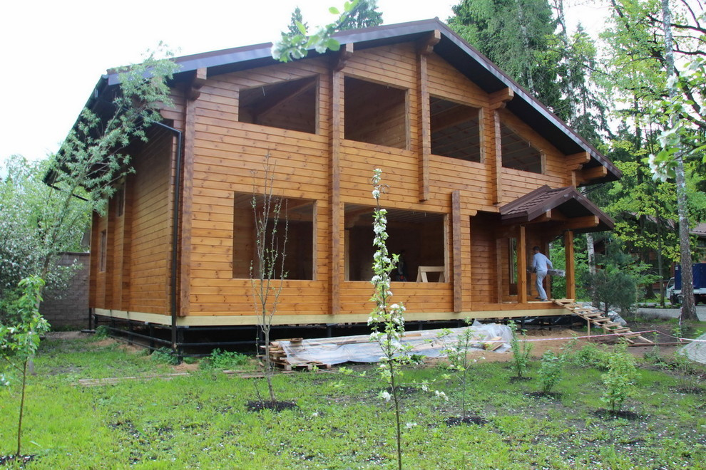 Домик окна двери