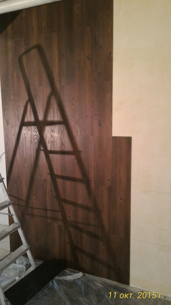 Виниловая LVT плитка на полу и на стенах