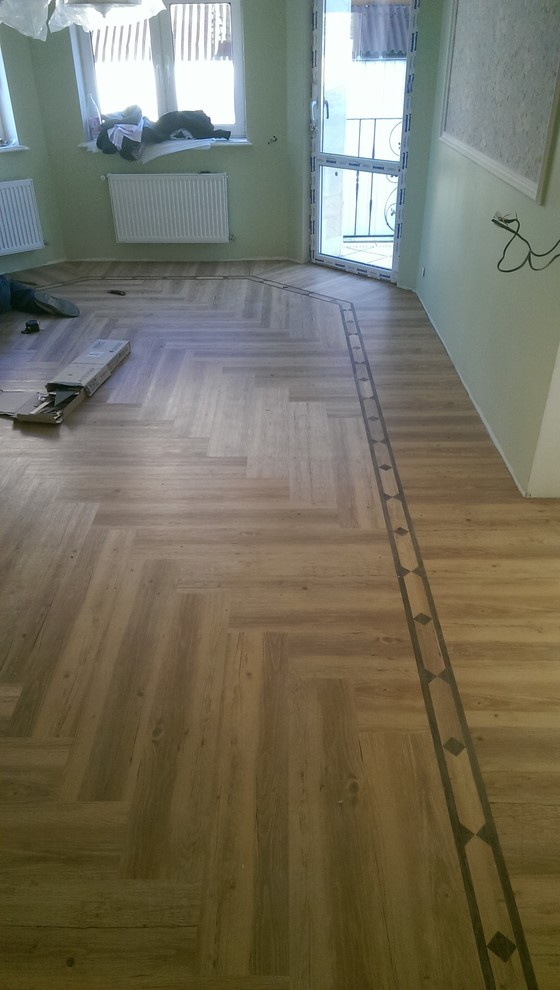 монтаж напольных покрытий (коттеджный поселок «Палникс»)