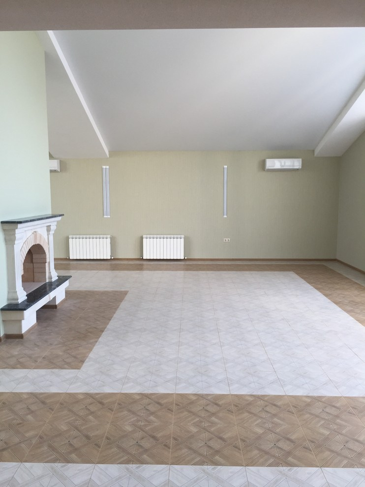 Жилой дом общей площадью более 700 кв. м.