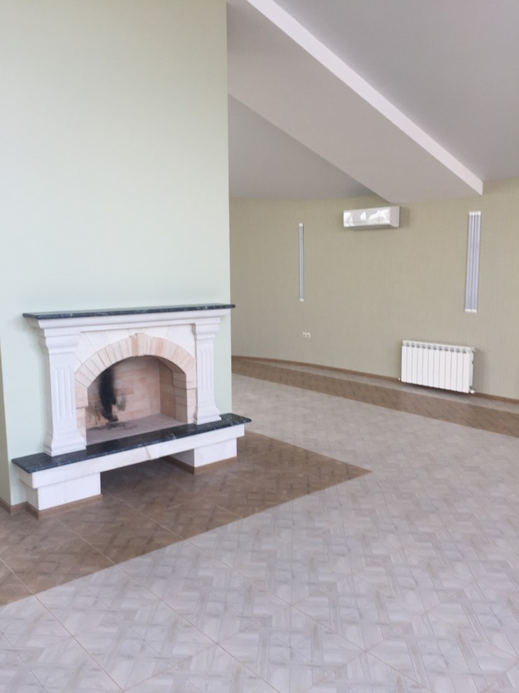 Жилой дом общей площадью более 700 кв. м.