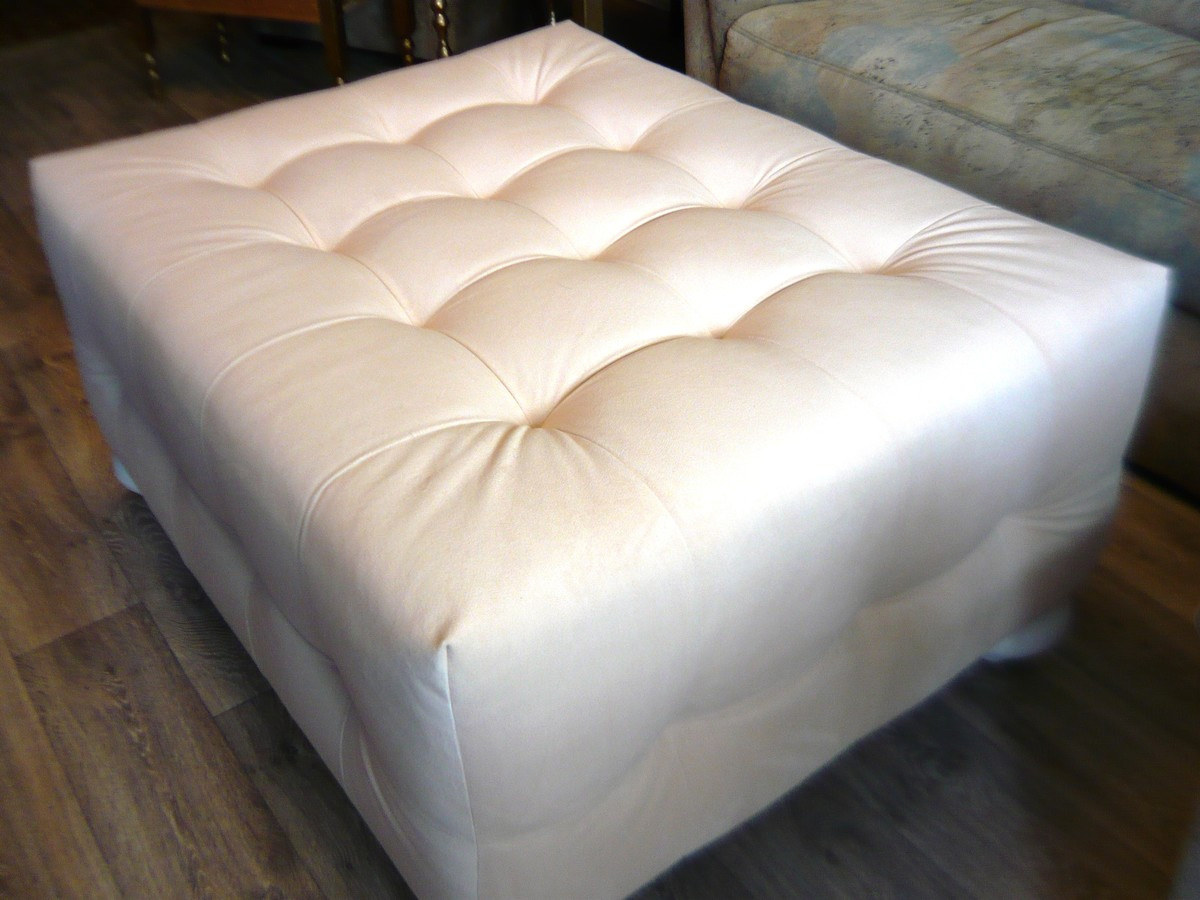 Пуфы и банкетки