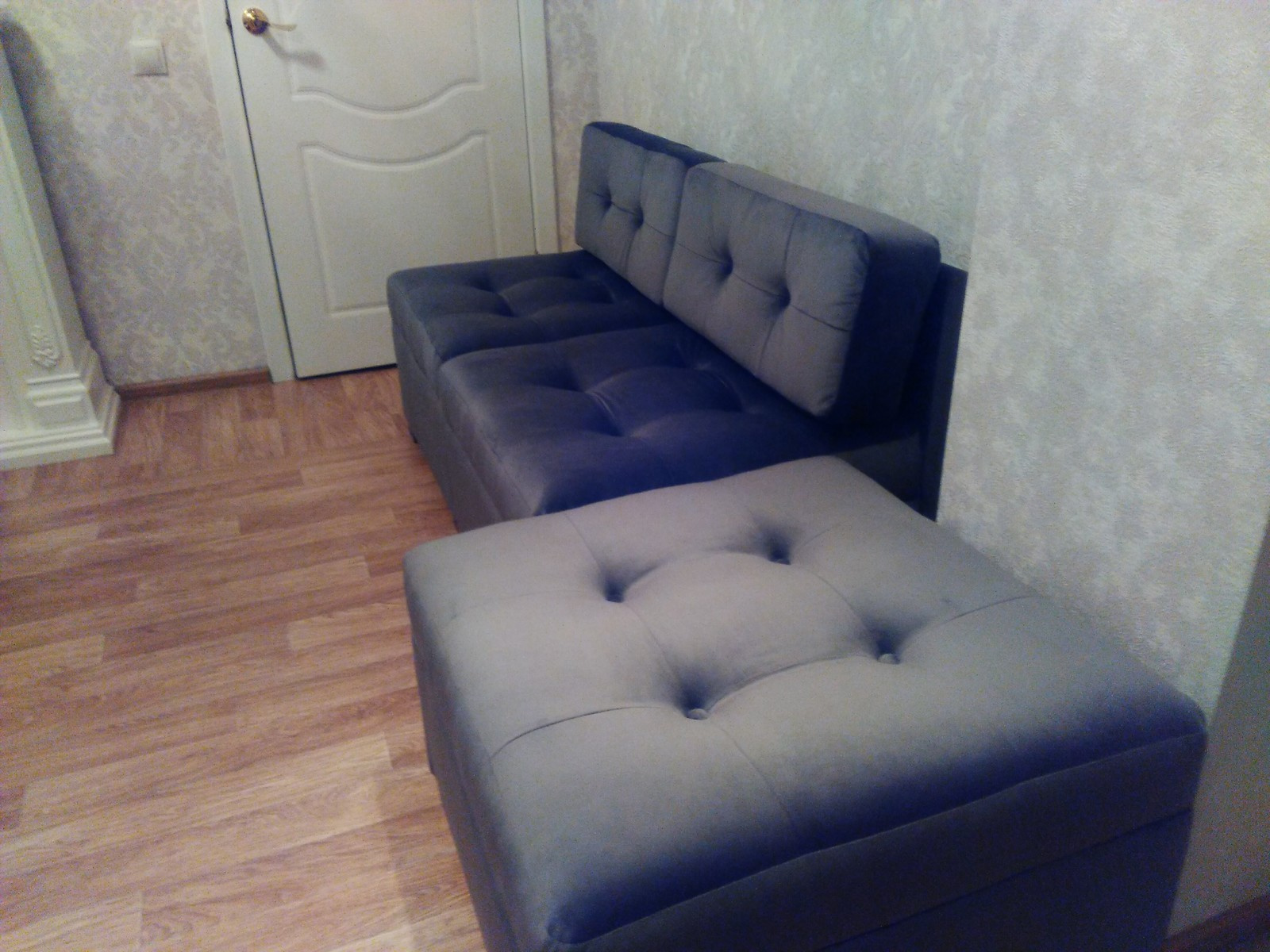 Пуфы и банкетки