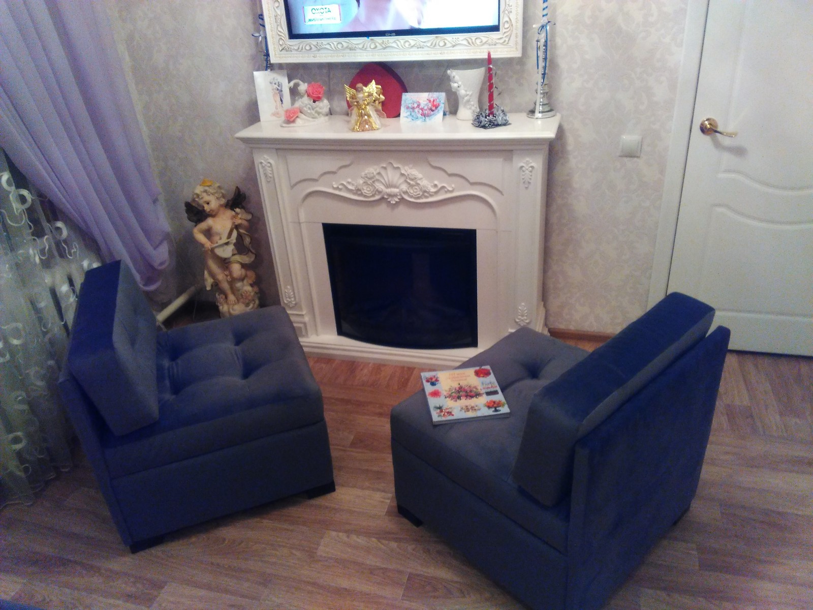 Пуфы и банкетки