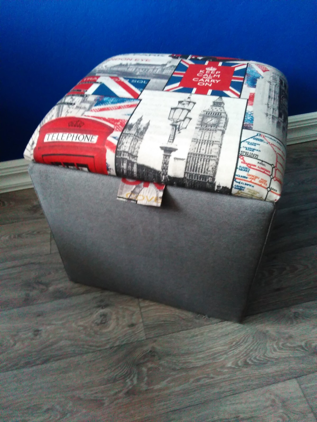 Пуфы и банкетки