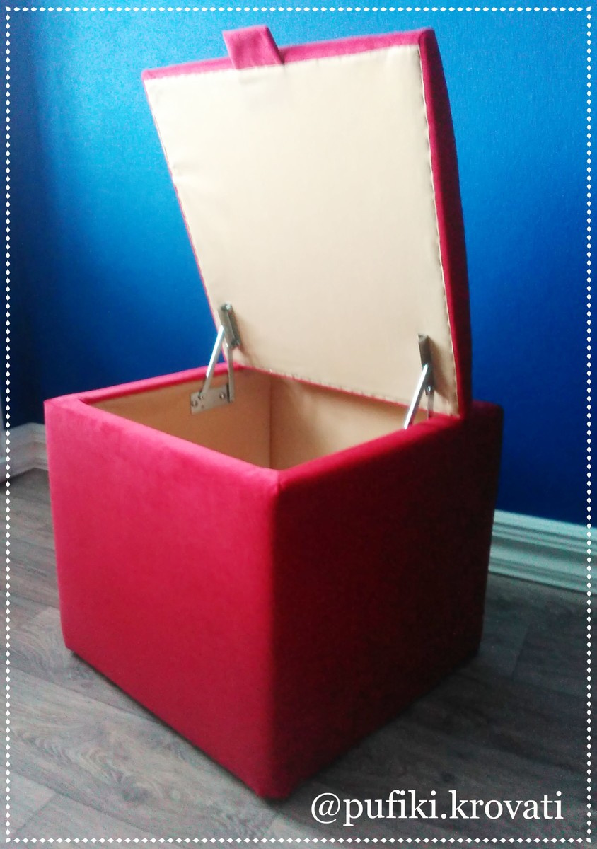 Пуфы и банкетки