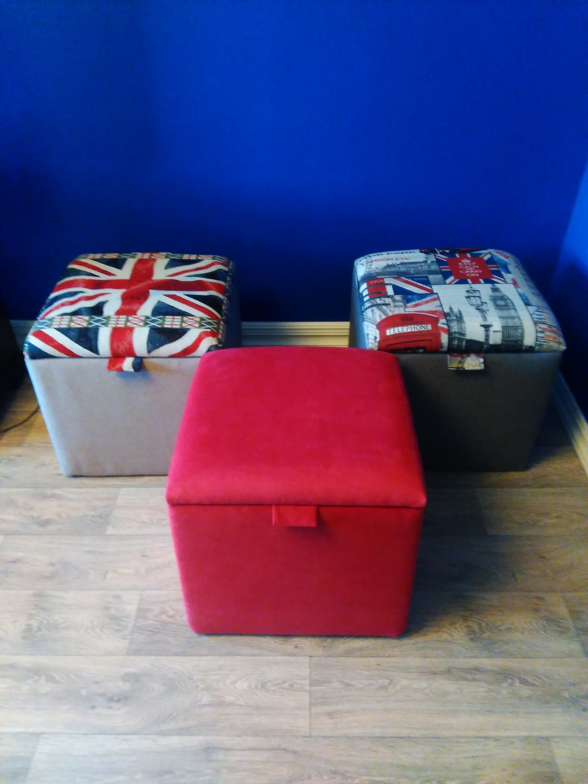 Пуфы и банкетки