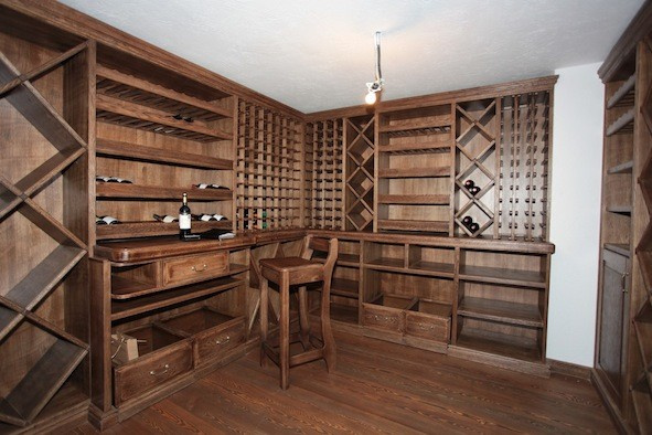 Обложка проекта: Винные погреба