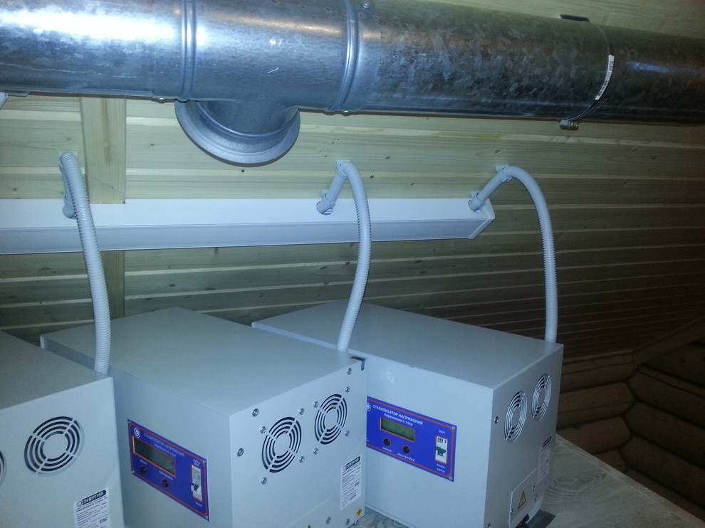 Электромонтажные работы в домах из оцилиндрованного бревна.