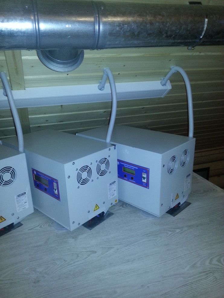 Электромонтажные работы в домах из оцилиндрованного бревна.