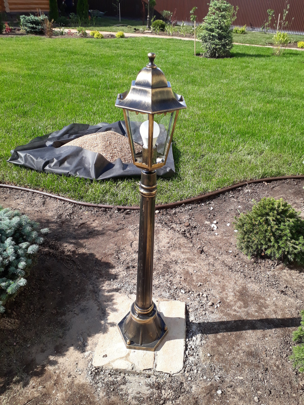 Электромонтажные работы в домах из оцилиндрованного бревна.