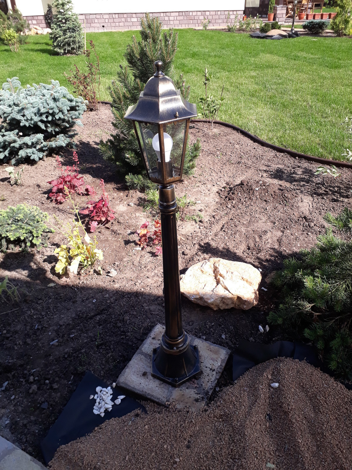 Электромонтажные работы в домах из оцилиндрованного бревна.