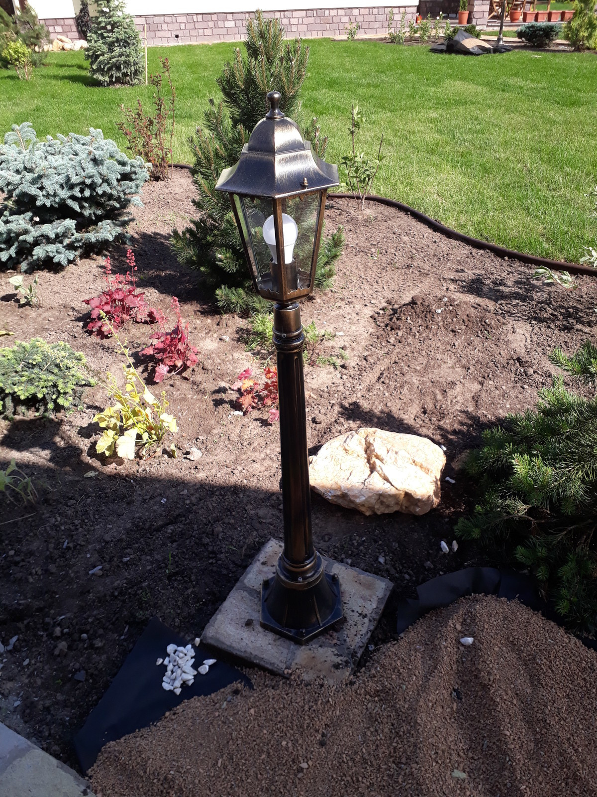 Обложка проекта: Электромонтажные работы в домах из оцилиндрованного бревна.