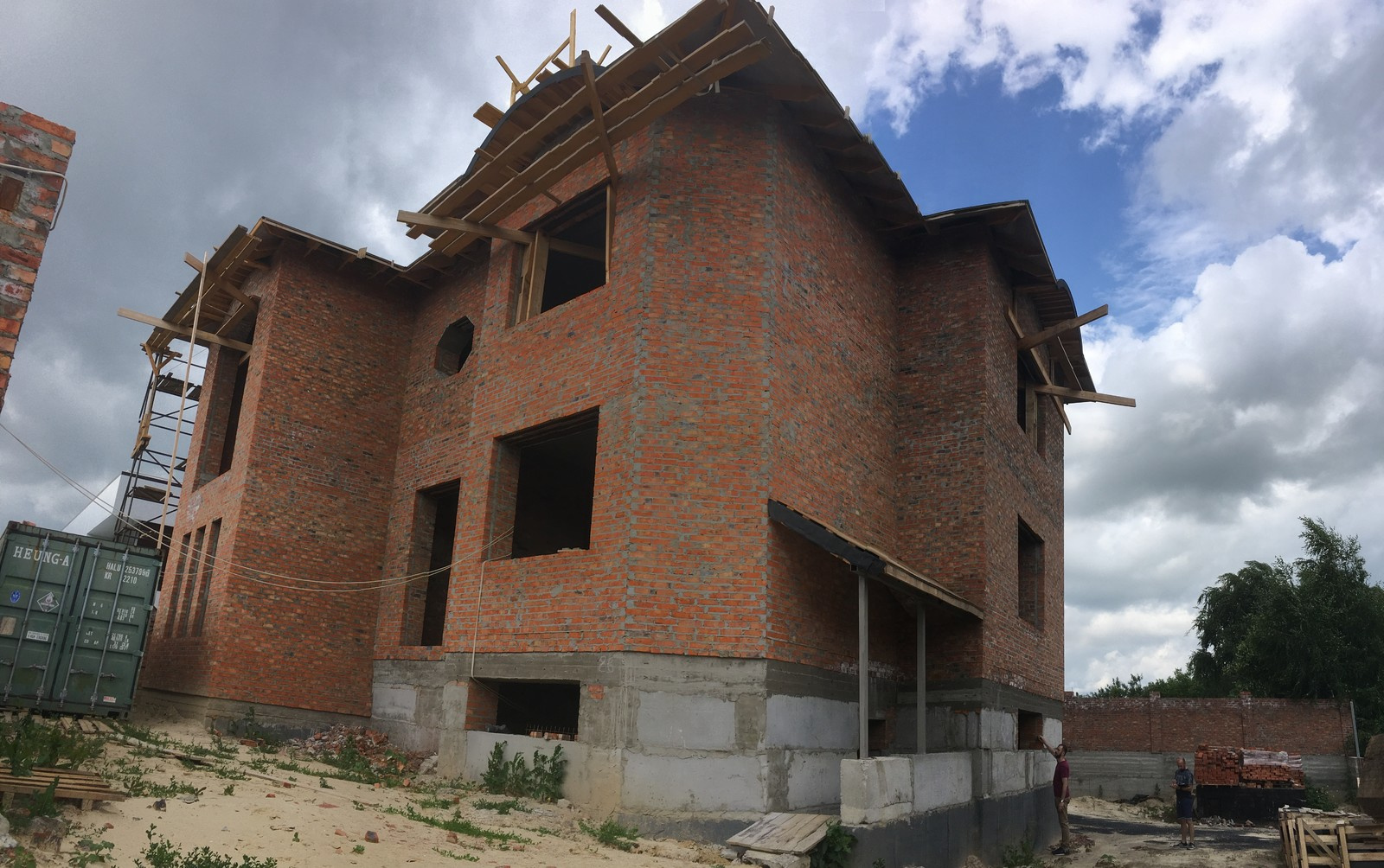 Частный дом