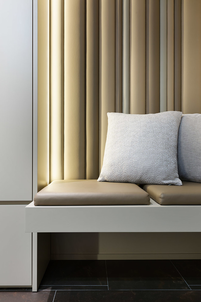 Интерьер прихожей